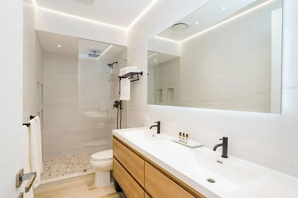 Seven Mile Beach Luxury 3Br Condo- Best Rates! George Town Apartman
