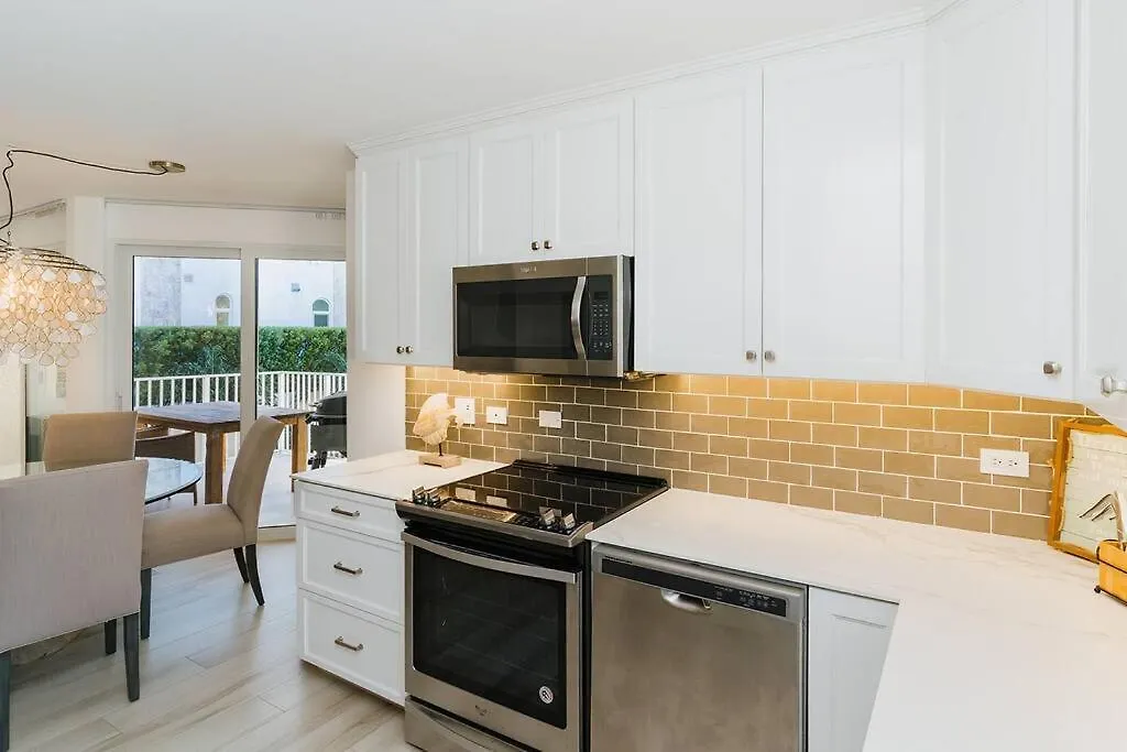 Apartman Seven Mile Beach Luxury 3Br Condo- Best Rates! George Town