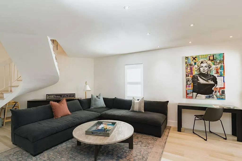 Seven Mile Beach Luxury 3Br Condo- Best Rates! George Town Apartman